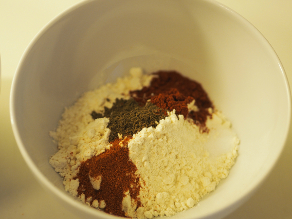 Bilde av mel og krydder blanding til jalapeno poppers.