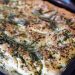 Bilde av feerdigstekt focaccia med masse godt krydder