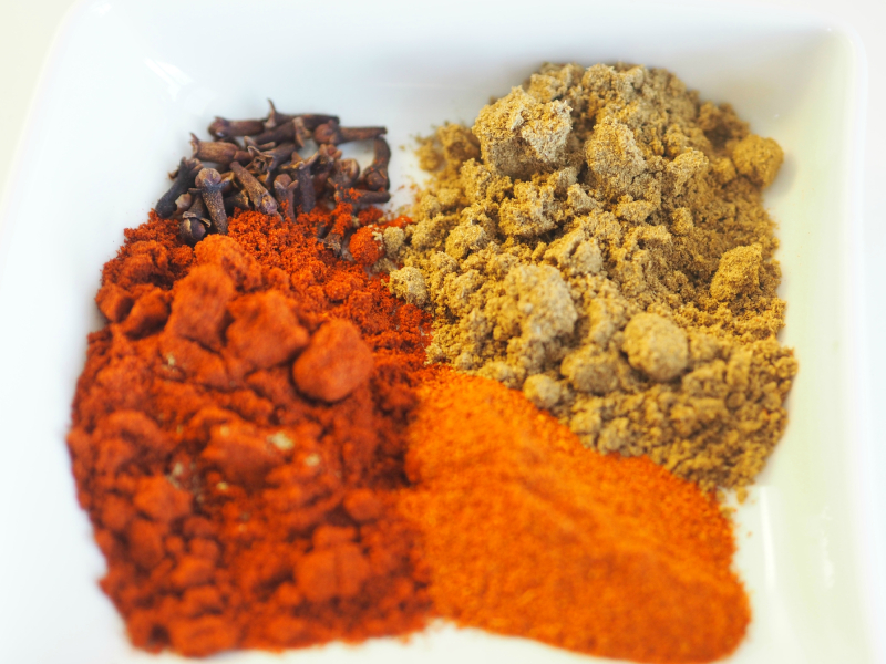 Bilde av krydderne til chili con carne