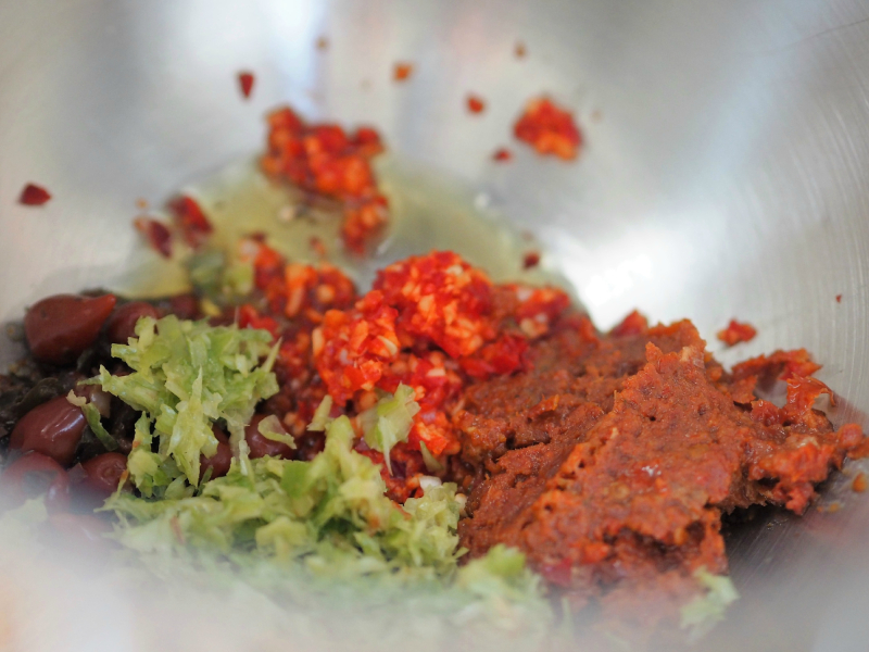 Bilde av ingrediensene til chilismør