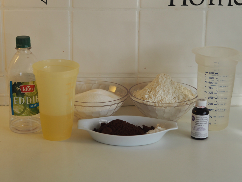 Ingredienser til minionskake