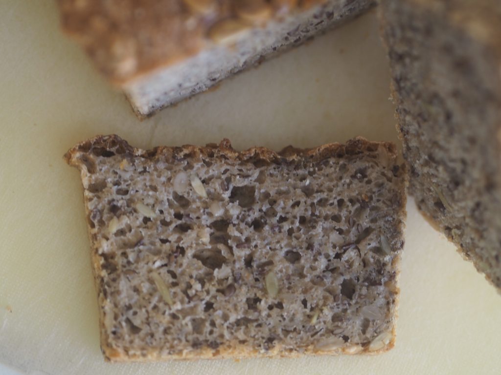 Grovbrød med spelt